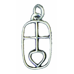 Croix Au Cœur, Entourée