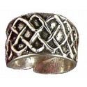 Knotwork cylinder ring (open)