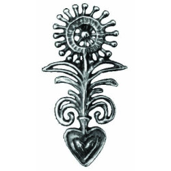 Small Fleuron Brooch