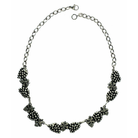 Equal Cluster Necklace