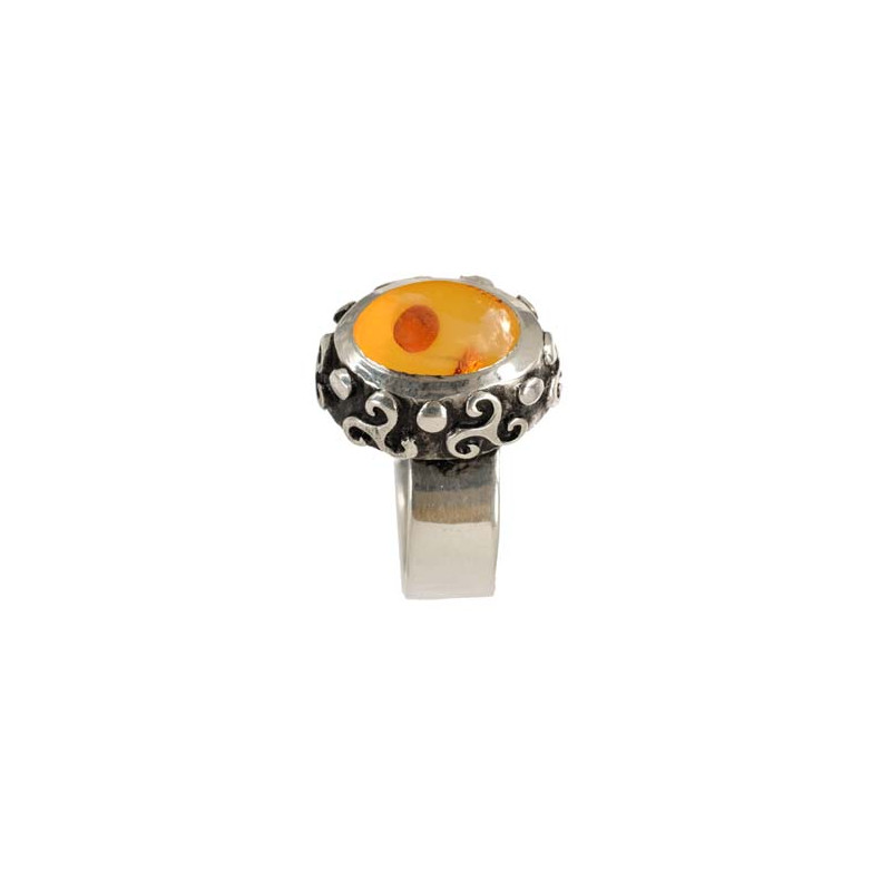 Oval Amber Triskel Ring (Open)