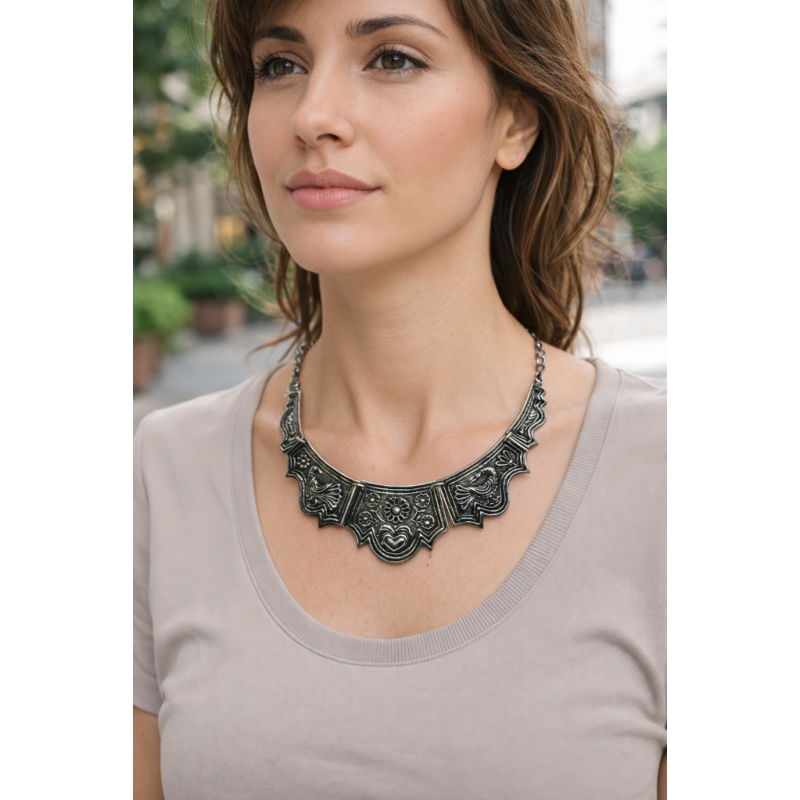 Armel Necklace