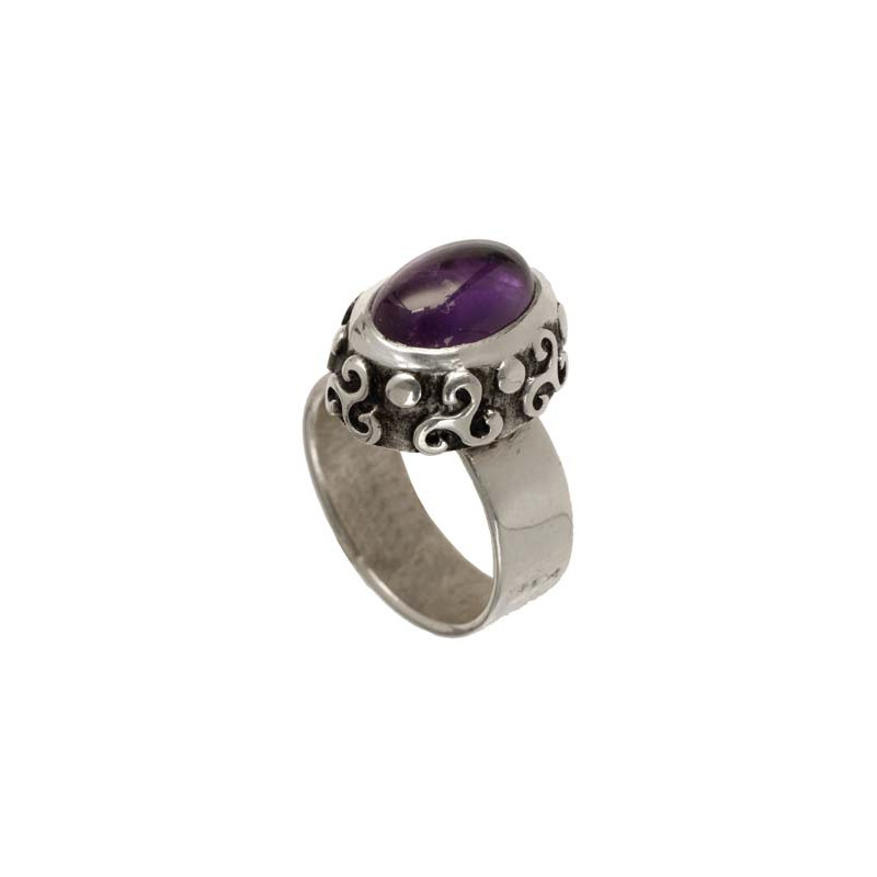 Oval Amethyst Triskel Ring (Open)