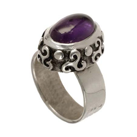 Oval Amethyst Triskel Ring (Open)