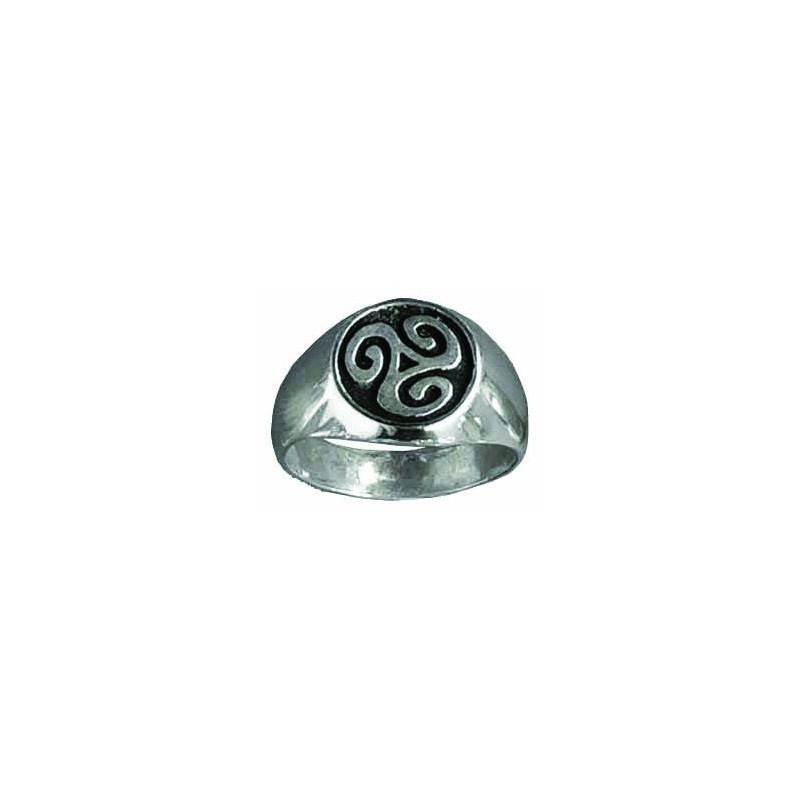 Triskel signet ring