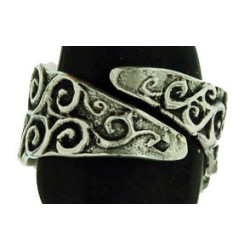 Triskelion Cylinder Ring (Open)