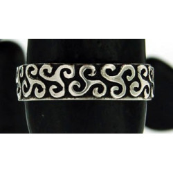 Triskelion Ring 6.5 mm