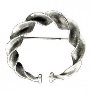 Toulhoat Twist brooch