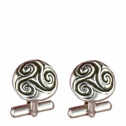 Round triskel cufflink 1