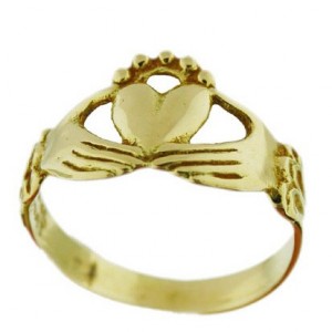 Toulhoat Solid gold Claddagh ring 4g