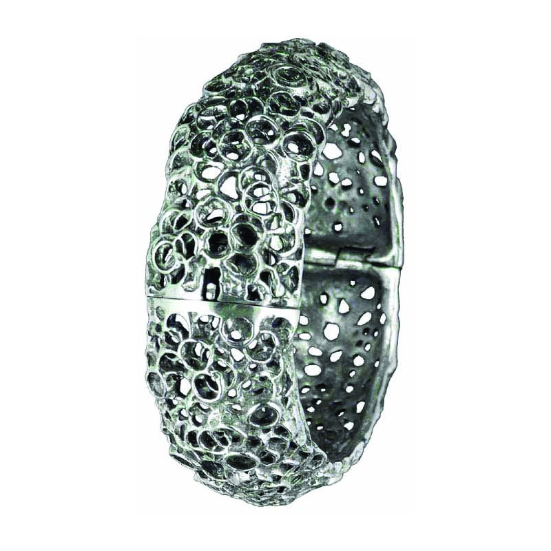 Brac. Petits Trous 18 Cm