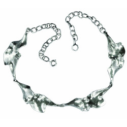 Holly Necklace 4 Elements