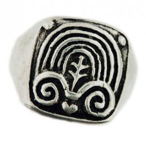 ram-horn signet ring 9g