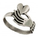 ’heart in hand’ ring 3g