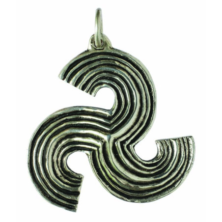 Pendentif Triskel Rayé Grand